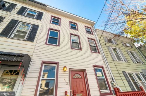 243 2nd St, Trenton, NJ 08611-2205