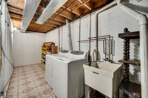 5303 Ridgeway Ave, Chicago IL 60659-1116 exterior