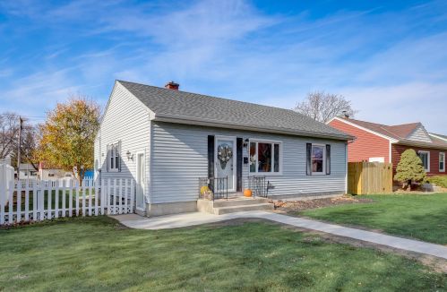 3275 68th St, Milwaukee, WI 53219-4005