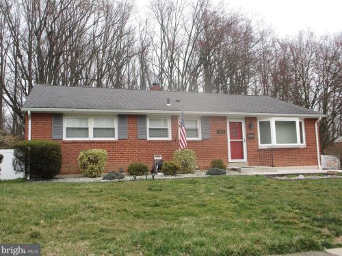 4906 Jackson Dr, Chester, PA 19015-1008
