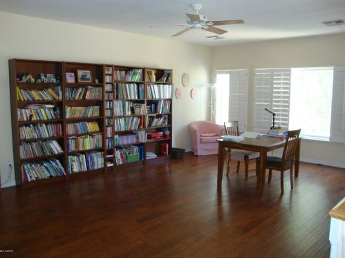 15848 8th St, Phoenix AZ  85022-3102 exterior