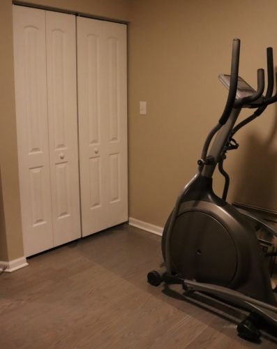 559 37th St, Chicago IL 60609-1063 exterior