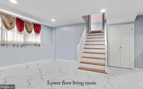 1006 Venice Dr, Silver Spring MD 20904-2065 exterior