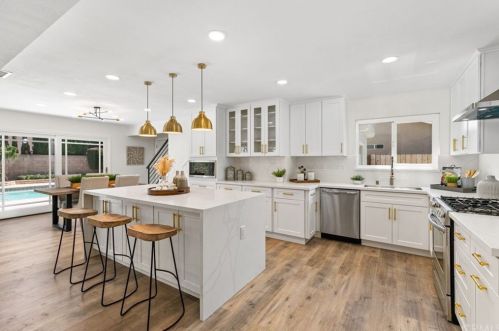 13422 Epping Way, Tustin CA  92780-4743 exterior