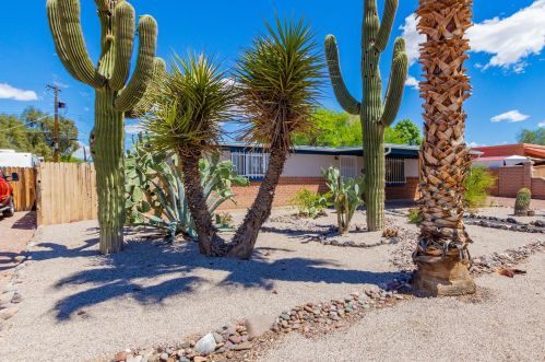 1409 Cloverland Ave, Tucson, AZ 85712-4114