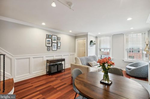 208 Mckean St, Philadelphia PA 19148-2646 exterior