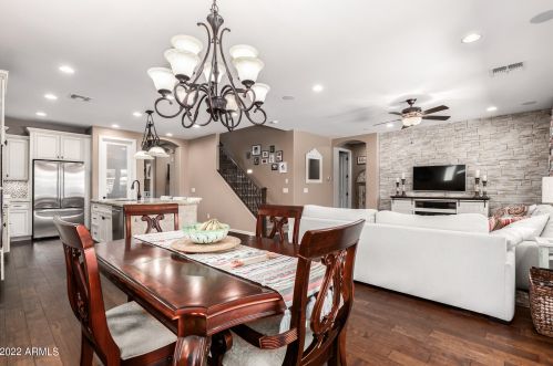 150 Horseshoe Dr, Chandler AZ 85249-4276 exterior