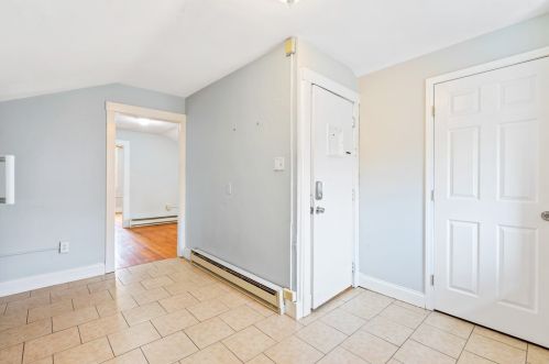 9 Carrick Ave, Pittsburgh PA  15210-4321 exterior