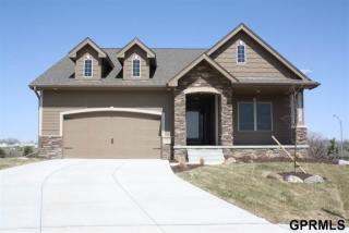 19304 Franklin Cir, Omaha, NE 68022-6488