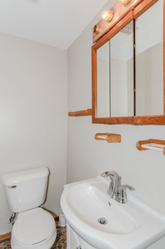 2703 Fairway Dr, Joliet IL 60435-5223 exterior