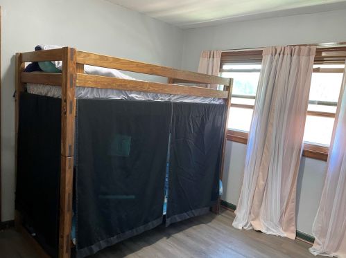 3065 41, Milwaukee WI 53209-5820 exterior