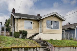 5010 13th Ave, Seattle WA  98108-2307 exterior