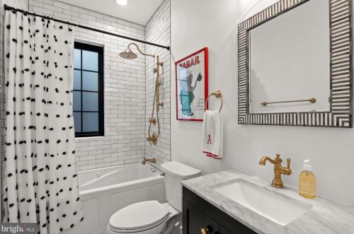 42 Quincy Pl, Washington DC 20001-1107 exterior