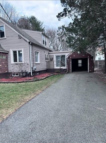 174 Coe St, Woonsocket RI  02895-5162 exterior