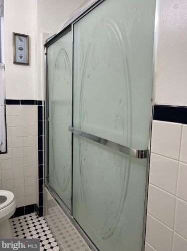 2411 8th St, Philadelphia PA 19148-3713 exterior