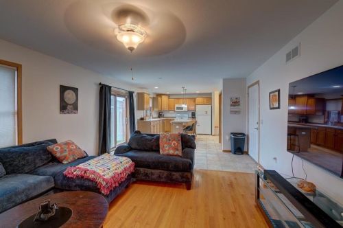 6902 Littlemore Dr, Madison WI  53718-3332 exterior