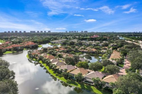 2332 Is Cv Cir, Naples FL 34109-0343 exterior