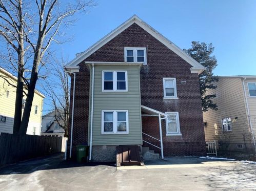 207 Clifton St, Wallingford CT  06492-4405 exterior