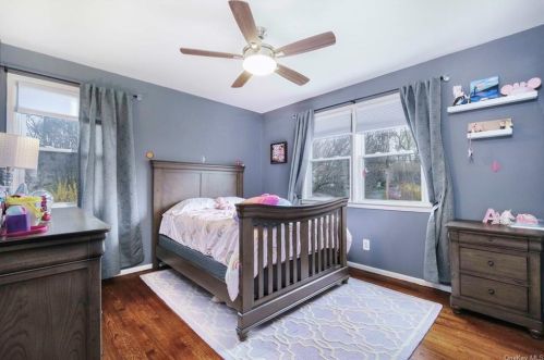 80 Fuller Rd, Briarcliff NY 10510-1328 exterior