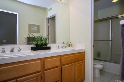 45361 Camino Monzon, Temecula CA 92592-1300 exterior