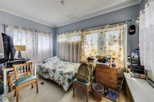 3256 Wilson Ave, Chicago IL 60640-5211 exterior