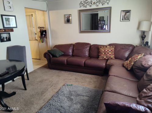 865 Monterey St, Chandler, AZ 85225-8112