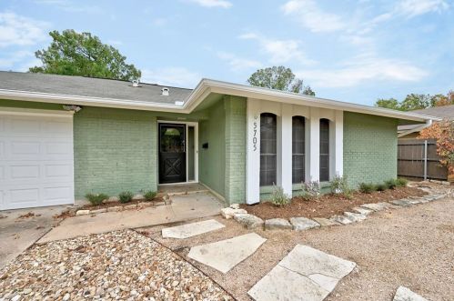 5705 Buffalo Pass, Austin, TX 78745-3545