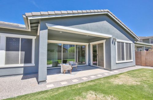 2929 Pinto Dr, Gilbert AZ  85296 exterior