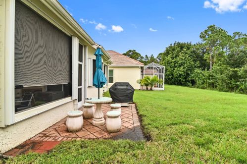 540 New Castle Cv, Fort Pierce FL 34986-3406 exterior