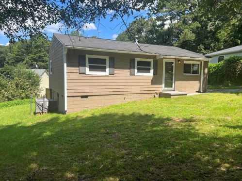 2211 Addison Pl, Atlanta, GA 30318-3521