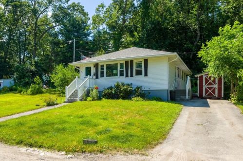 90 Beaverbrook Pkwy, Worcester, MA 01603-3205