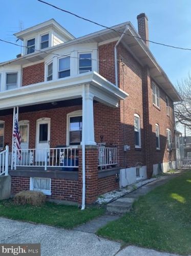 8 6th St, Pottstown, PA 19464-5226