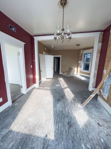 1945 Kedzie Ave, Chicago IL 60629-3532 exterior