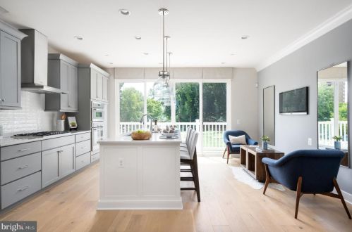 10260 Grosvenor Pl, Rockville MD 20852 exterior