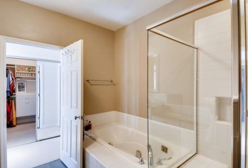 5354 Brooke Rdg Dr, Atlanta GA 30338-3186 exterior