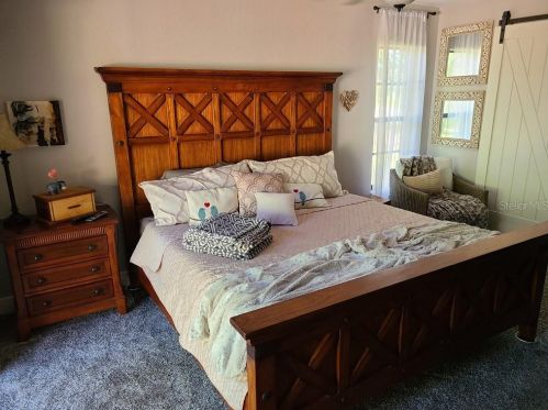 12504 Twin Br Acres Rd, Tampa FL 33626-4423 exterior