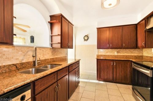 710 Irving Pl, Plainfield NJ 07060-2216 exterior