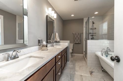 956 Dayton Ave, Saint Paul MN 55104-6544 exterior