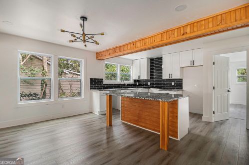 369 Adelle St, Atlanta GA  30315-6601 exterior