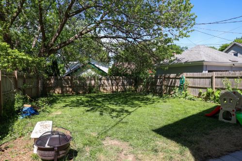 1429 49th St, Milwaukee WI 53208-2250 exterior