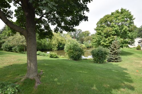 5451 Somerset Ln, Milwaukee WI 53221-3246 exterior