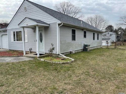 100 Miller Ave, Central Islip, NY 11722-1502