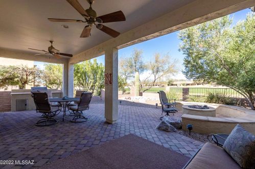 1094 Night Heron Dr, Green Valley AZ 85614-6016 exterior