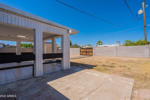 844 El Caminito Dr, Phoenix AZ  85020-3459 exterior