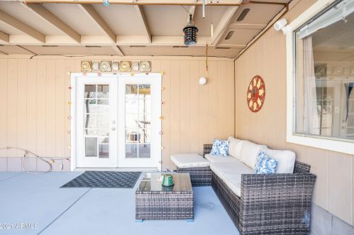 8216 32nd Ave, Phoenix AZ  85051-6022 exterior