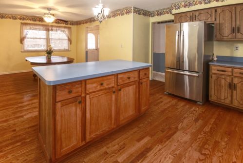 304 Robin Hl Dr, Joliet IL 60404-9676 exterior