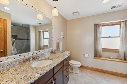 3534 Nordica Ave, Chicago IL 60634-2383 exterior