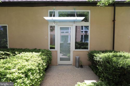 36 Moore St, Princeton, NJ 08542-6939