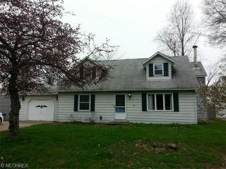 276 Berkshire Rd, Vermilion, OH 44089-2306