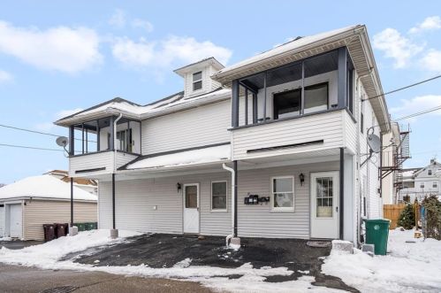 74 Hollis St, Woonsocket RI 02895-5831 exterior